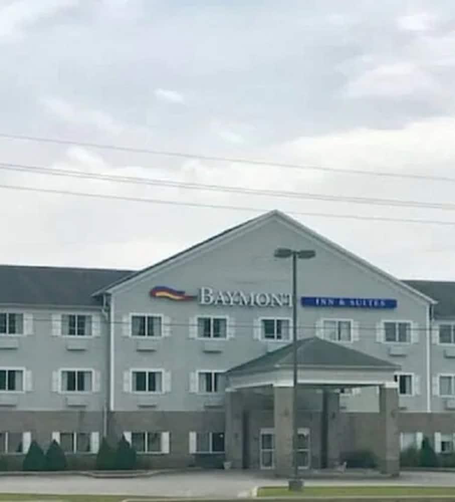 Baymont By Wyndham Lawrenceburg Exterior foto